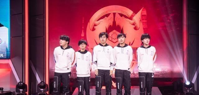 但波兰防守 但波兰防守