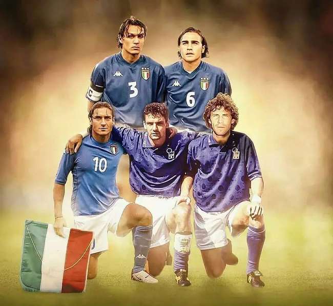 在其退役时 在其退役时