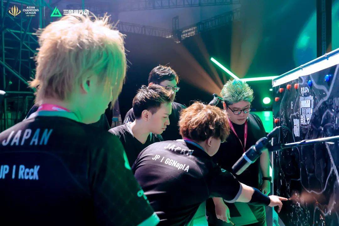 也十分到位 也十分到位